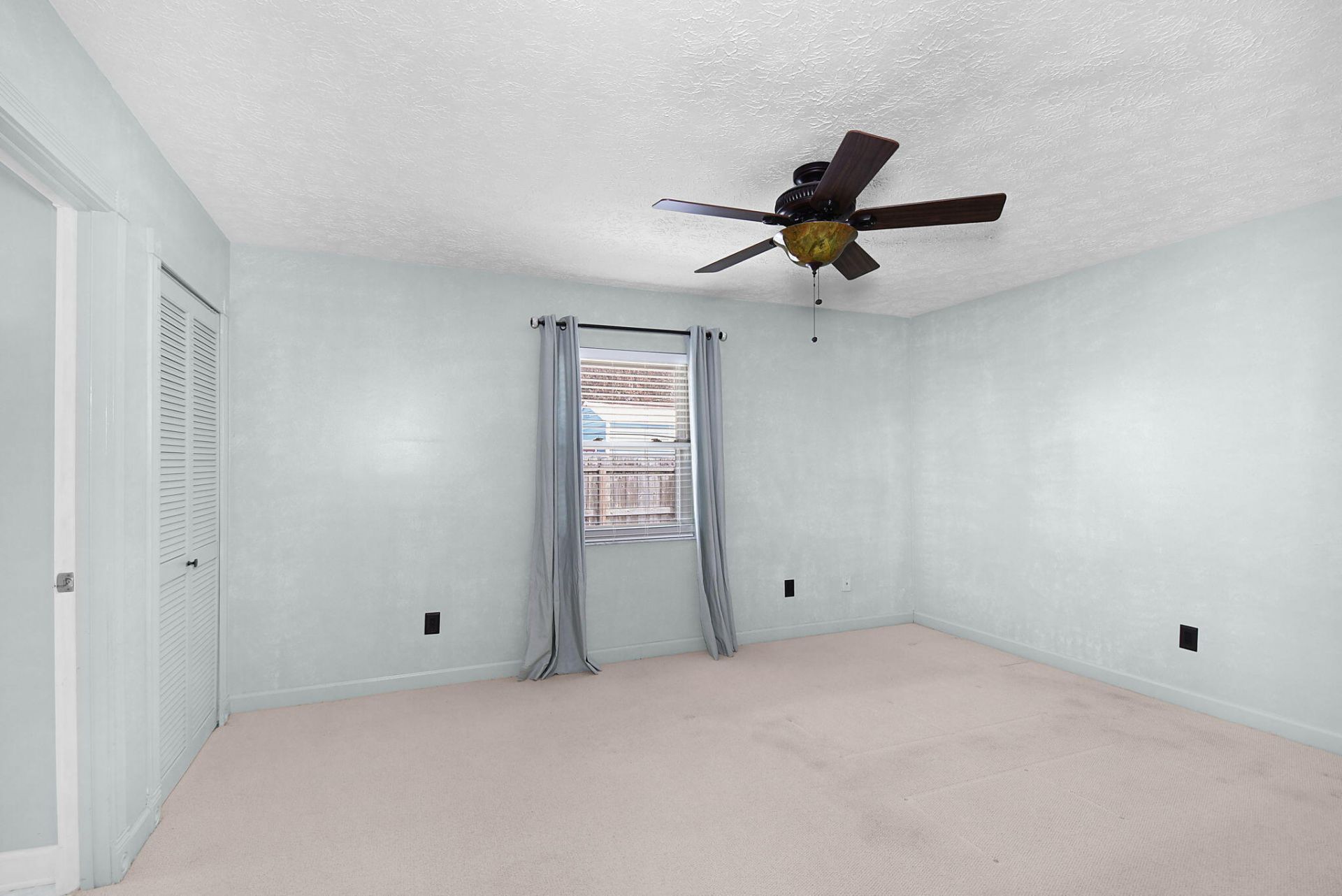 542 NW La Brea Avenue, Port Saint Lucie, FL 34983 Photo