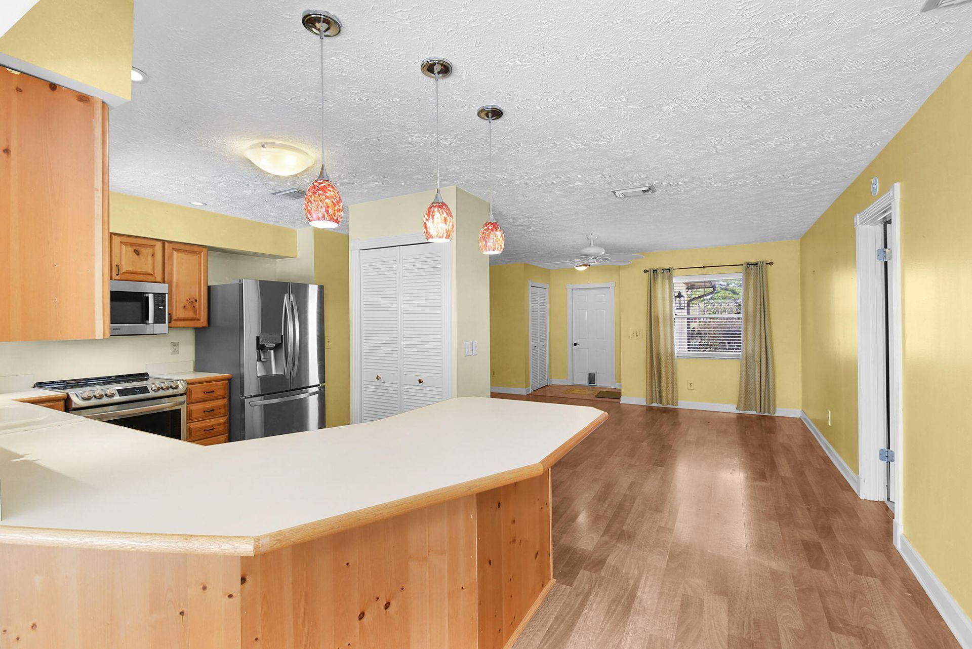 542 NW La Brea Avenue, Port Saint Lucie, FL 34983 Photo