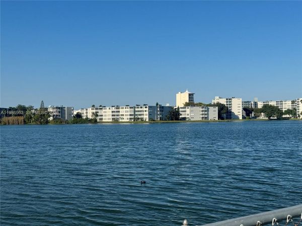 1481 NE Miami Gardens Dr, Unit 162, Miami, FL 33179