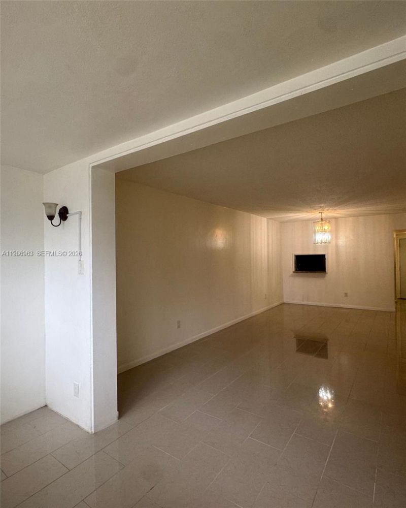 1481 NE Miami Gardens Dr, Unit 162, Miami, FL 33179 Photo