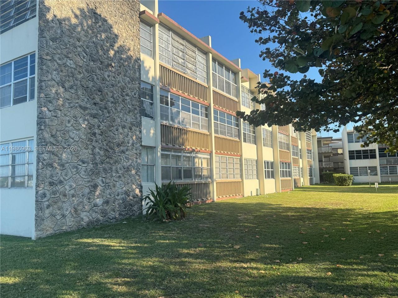 1481 NE Miami Gardens Dr, Unit 162, Miami, FL 33179 Photo