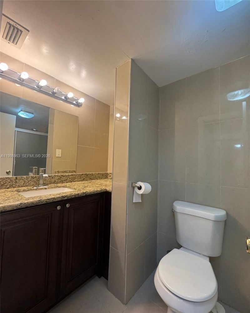 1481 NE Miami Gardens Dr, Unit 162, Miami, FL 33179 Photo
