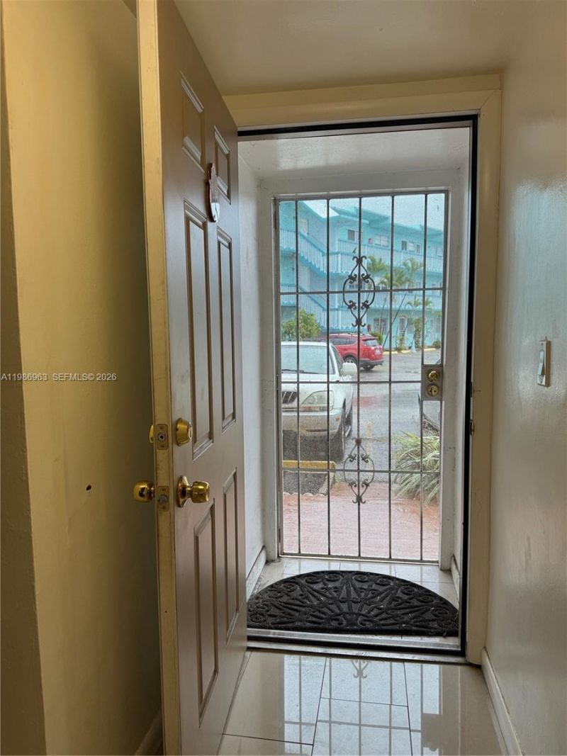 1481 NE Miami Gardens Dr, Unit 162, Miami, FL 33179 Photo