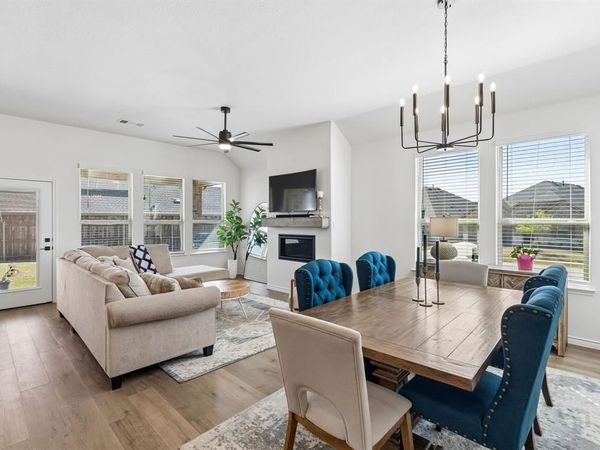 3600 Bedrock Way, Aubrey, TX 76227