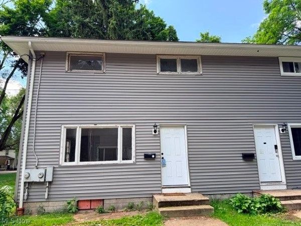 208 Barder Avenue, Akron, OH 44305