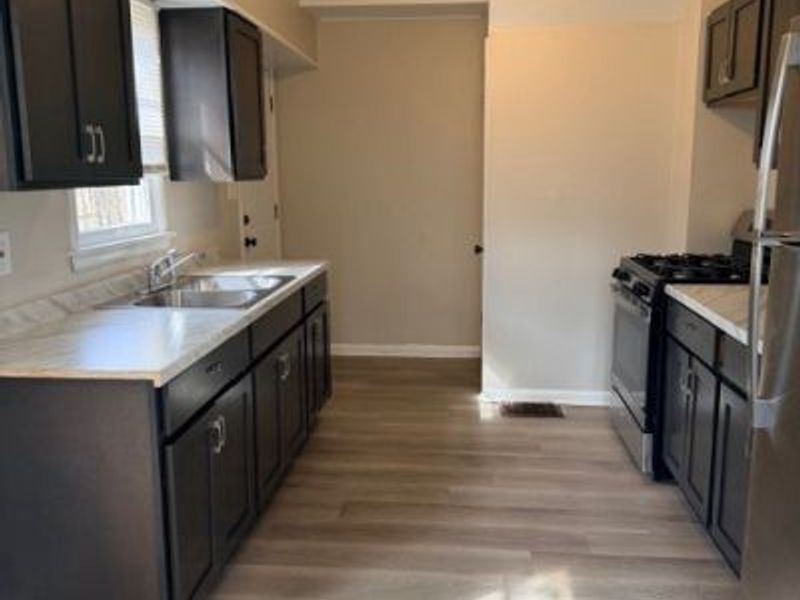 208 Barder Avenue , Unit 210, Akron, OH 44305 Photo 4