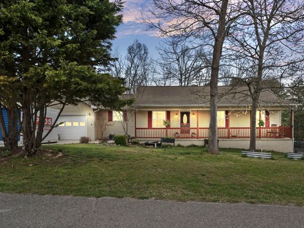 160 Pine Ridge Drive, Dayton, TN 37321