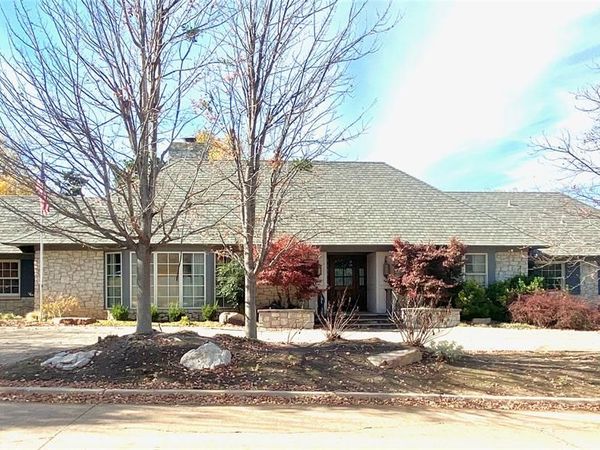 6815 N Country Club Drive, Oklahoma City, OK 73116