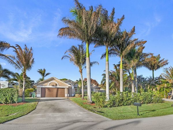 1573 SW Calmar Avenue, Port St. Lucie, FL 34953