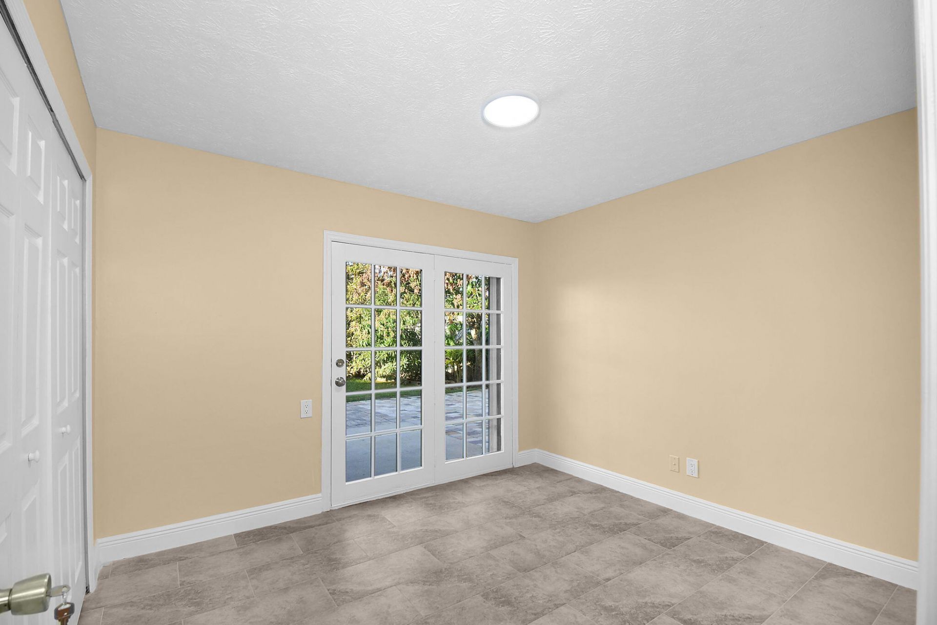 1573 SW Calmar Avenue, Port Saint Lucie, FL 34953 Photo