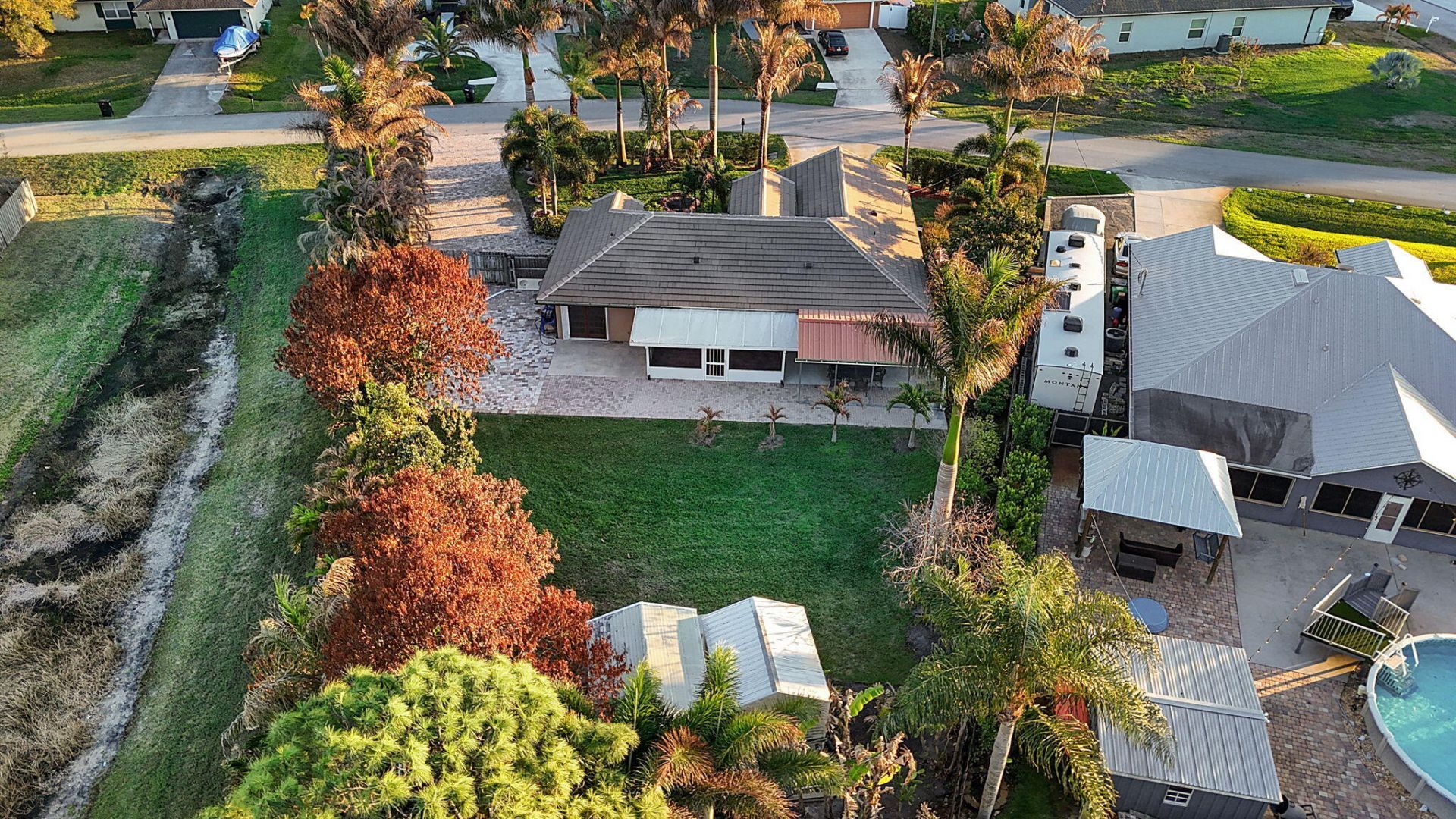 1573 SW Calmar Avenue, Port Saint Lucie, FL 34953 Photo