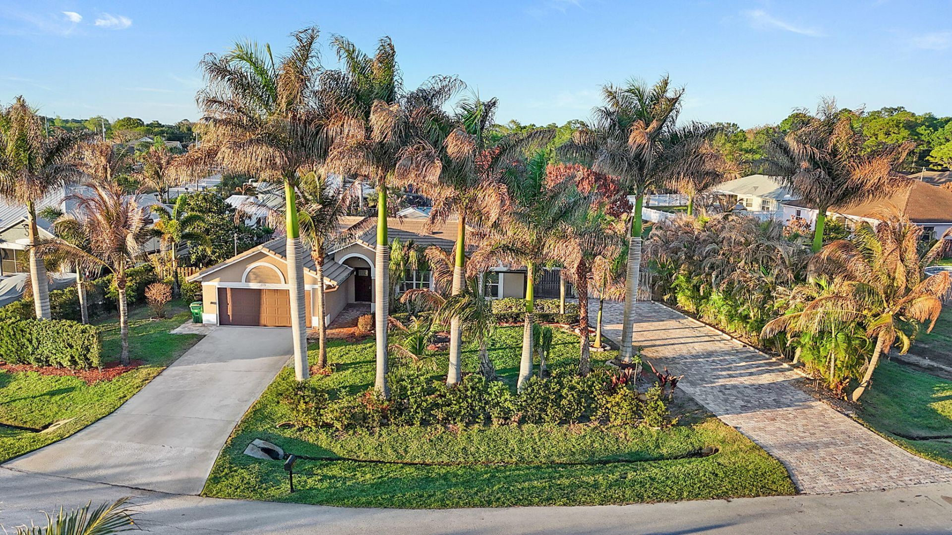 1573 SW Calmar Avenue, Port Saint Lucie, FL 34953 Photo