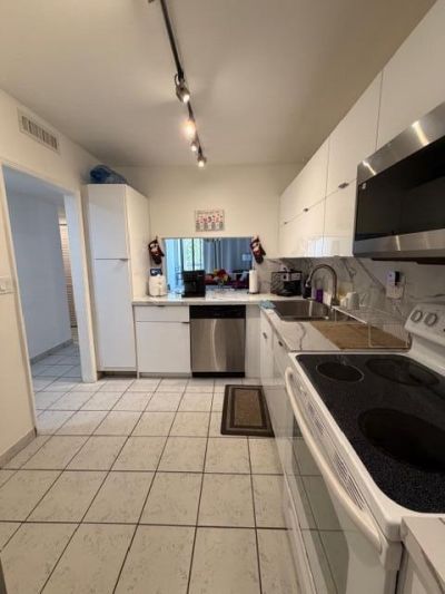 8409 Forest Hills Drive, Coral Springs, FL 33065 Photo