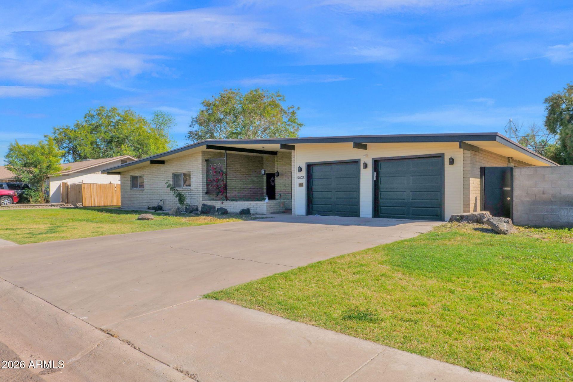 5835 W Belmont Avenue, Glendale, AZ 85301 Main Photo
