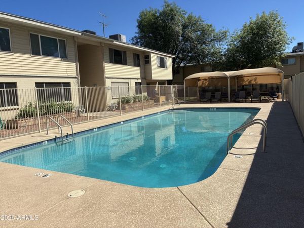 2635 W Rose Lane, Unit B-215, Phoenix, AZ 85017