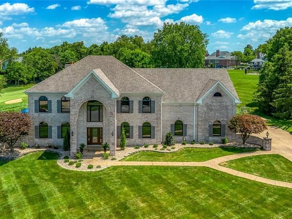 32 Rathfarnum Lane, Weldon Spring, MO 63304