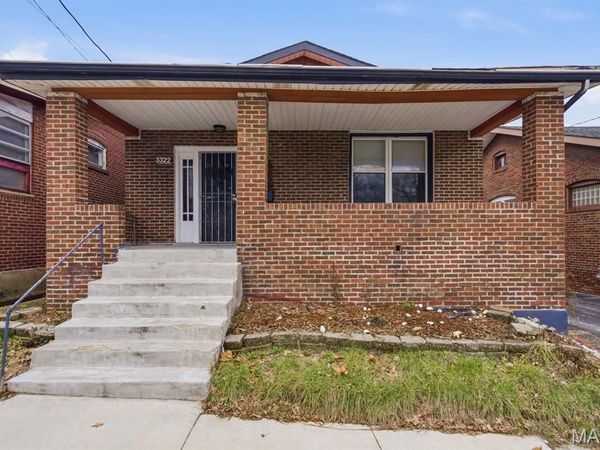 3322 N Hanley Road, St Louis, MO 63121