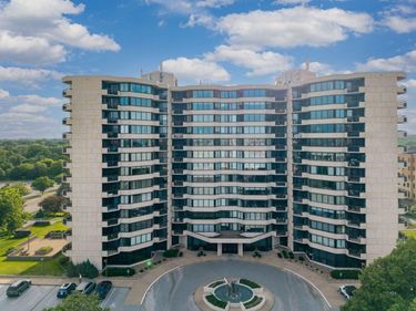 6566 France Avenue S, Unit 902, Edina, MN 55435
