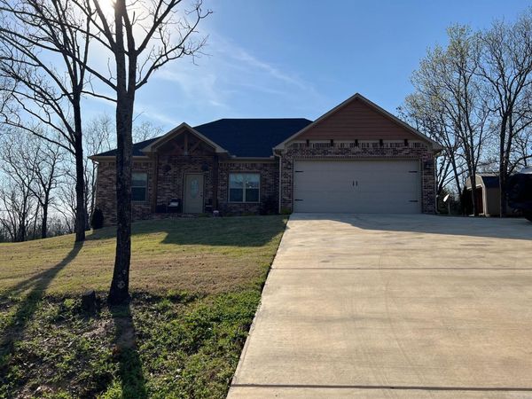 196 Blackjack Road , Greenbrier, AR 72058