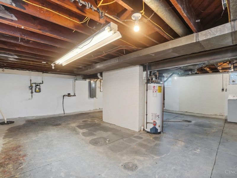 3637 Mozart, Cheviot, OH 45211 Photo 24