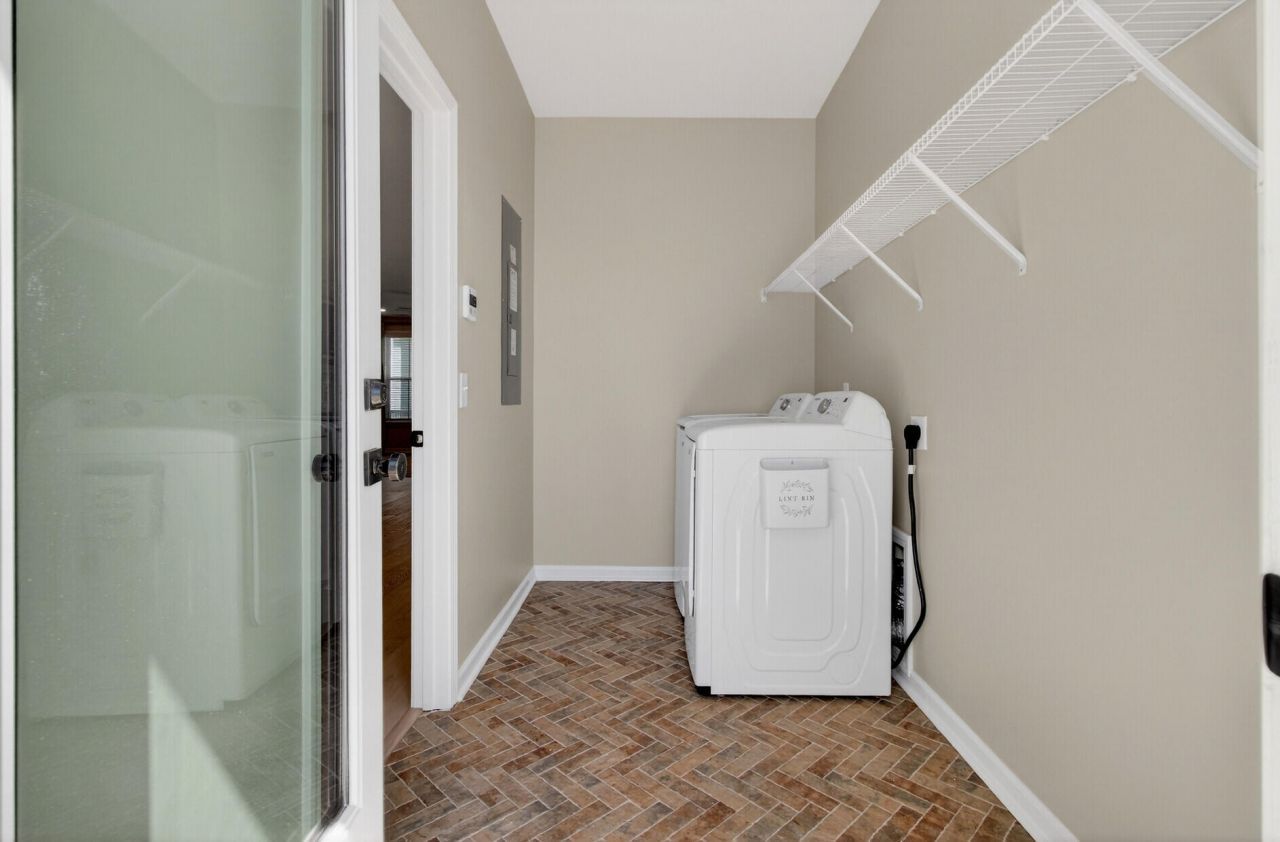 2041 Blue Bayou Boulevard Photo 19