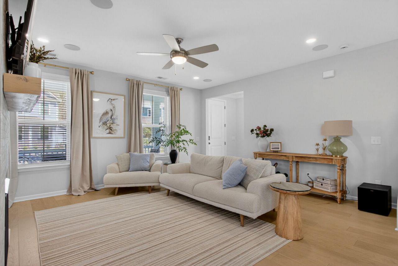 2041 Blue Bayou Boulevard Photo 9