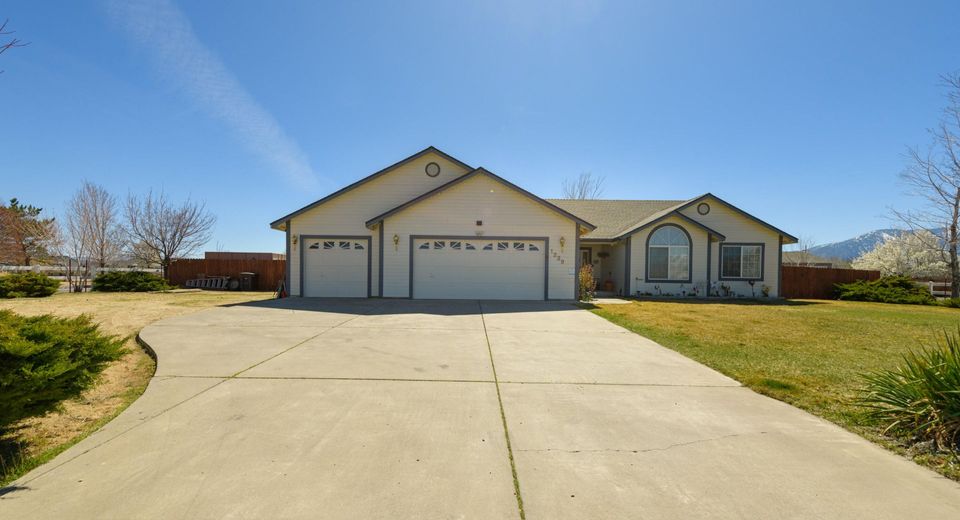 1239 E Appion Way, Carson City, NV 89701 Photo