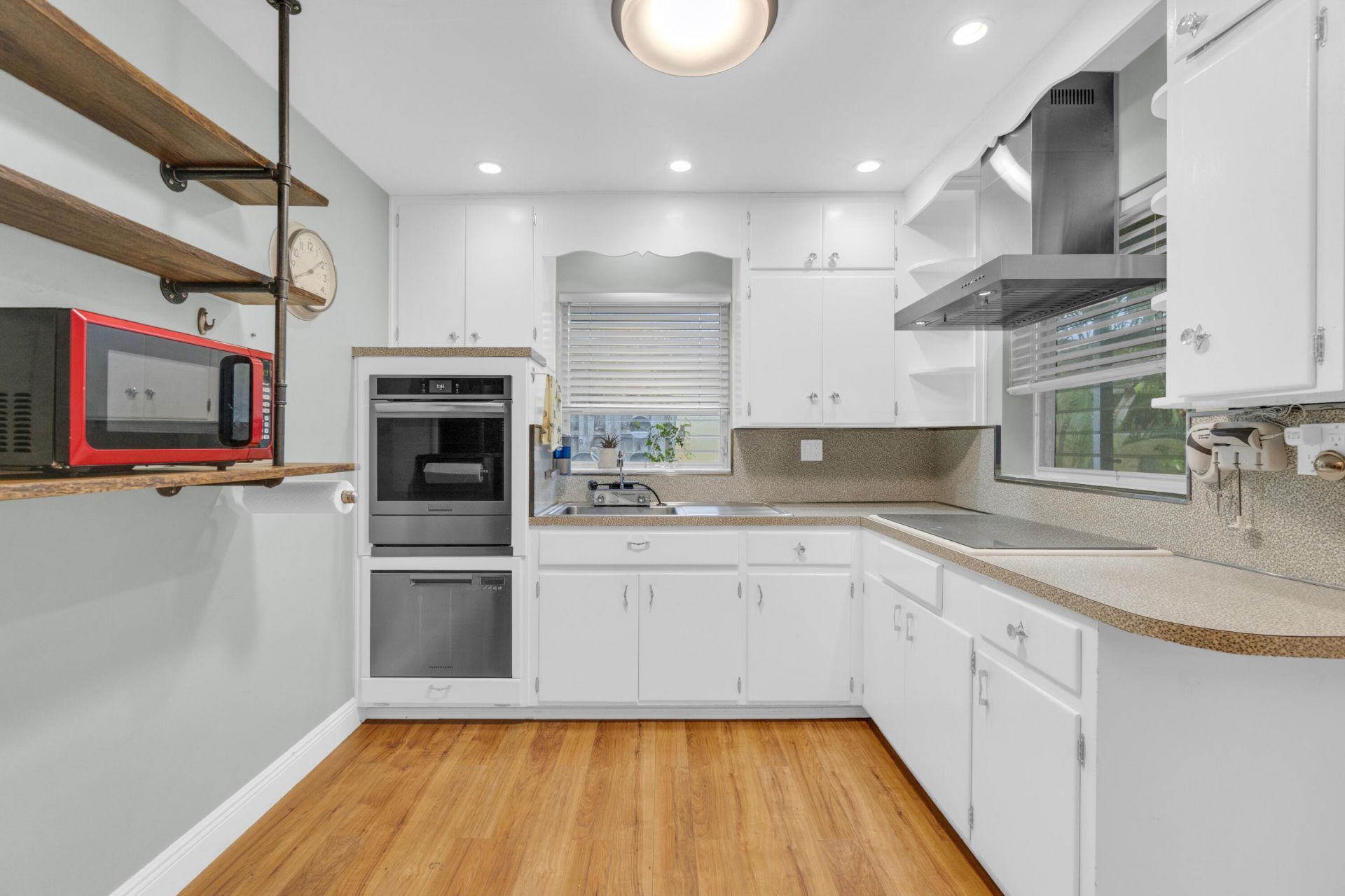 4681 NE 5th Avenue, Fort Lauderdale, FL 33334 Photo