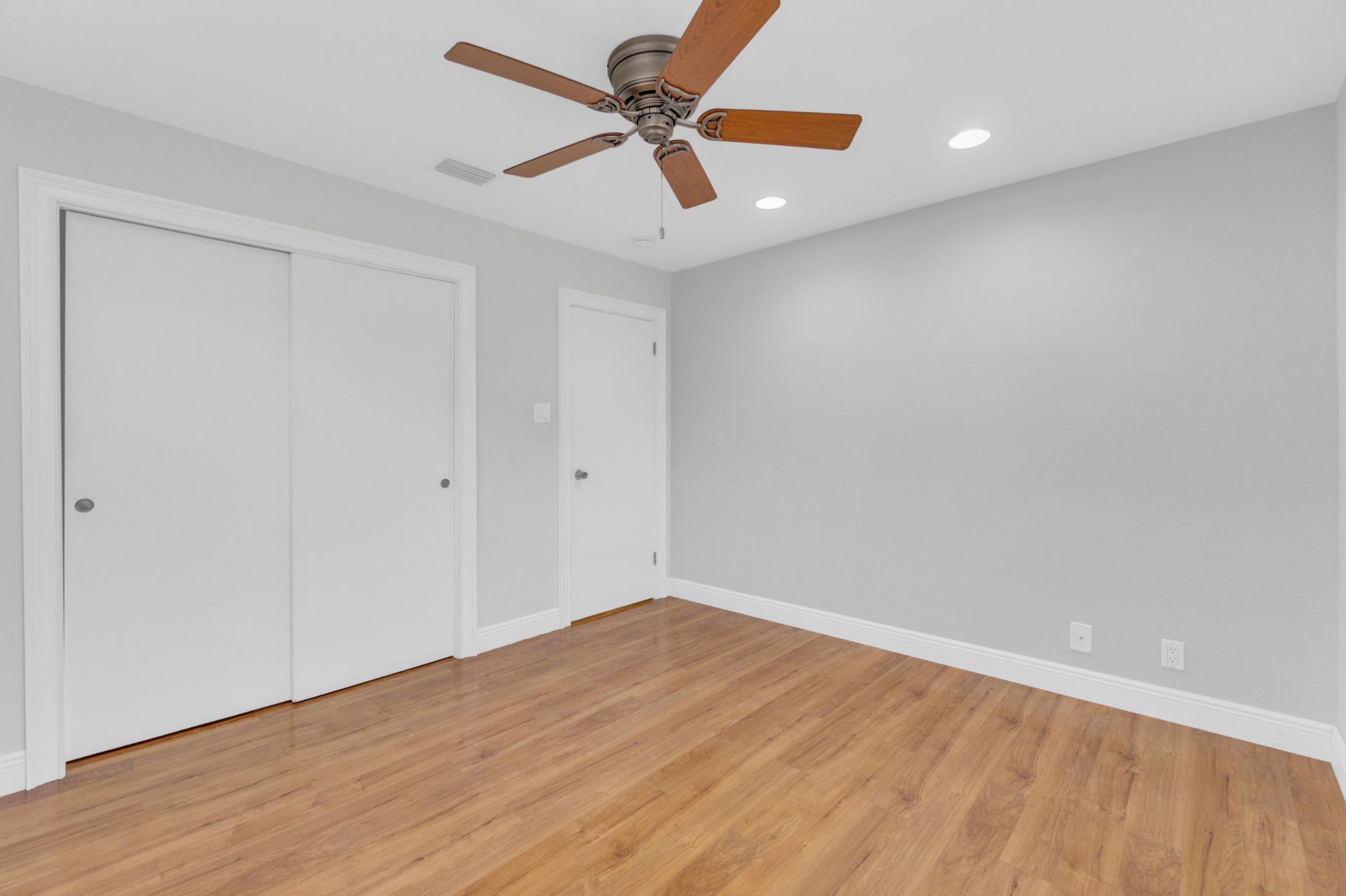 4681 NE 5th Avenue, Fort Lauderdale, FL 33334 Photo