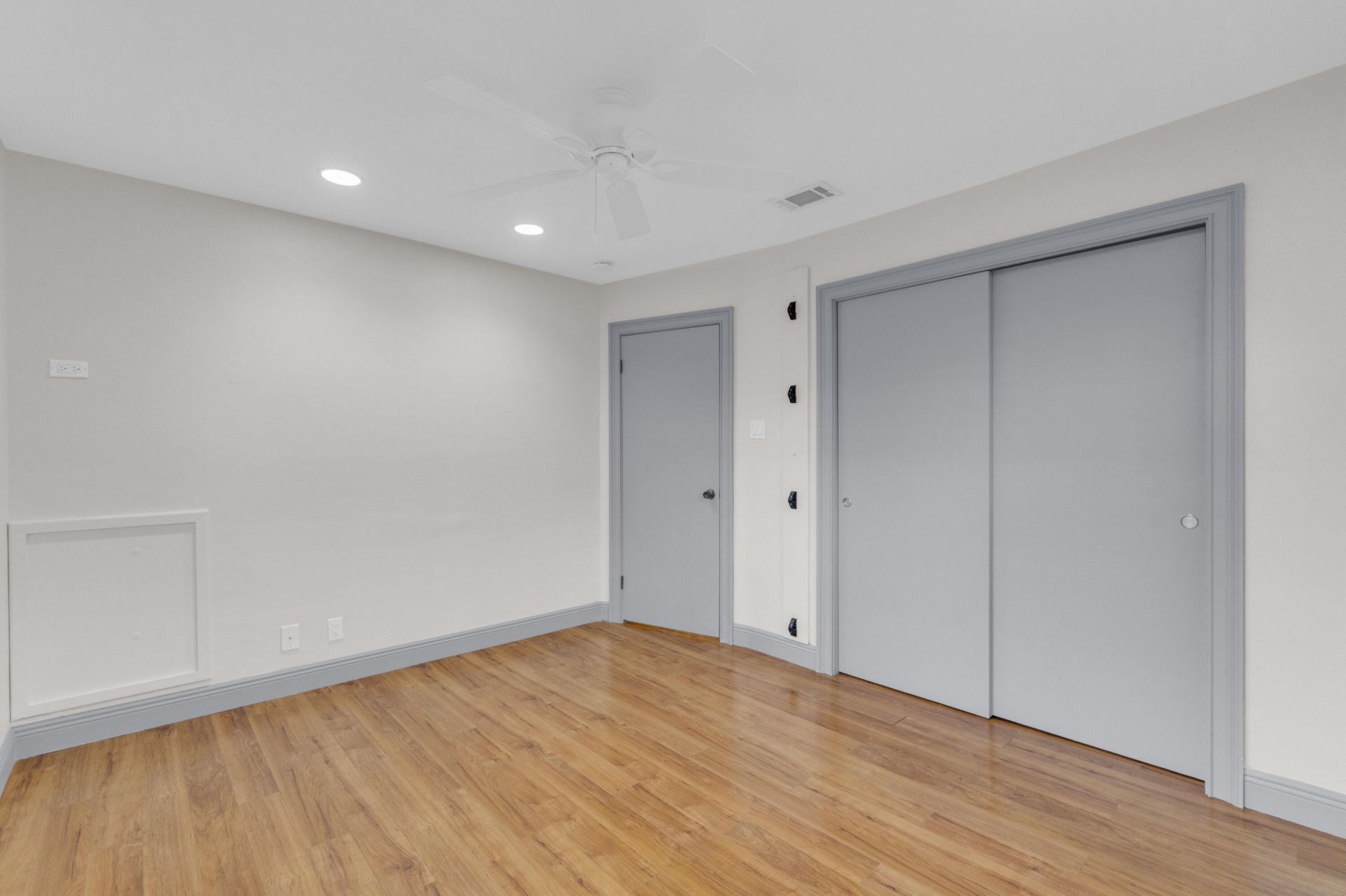 4681 NE 5th Avenue, Fort Lauderdale, FL 33334 Photo