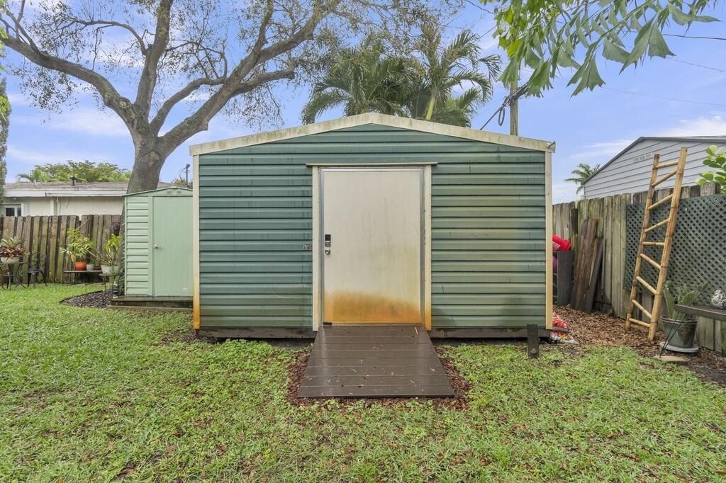 4681 NE 5th Avenue, Fort Lauderdale, FL 33334 Photo