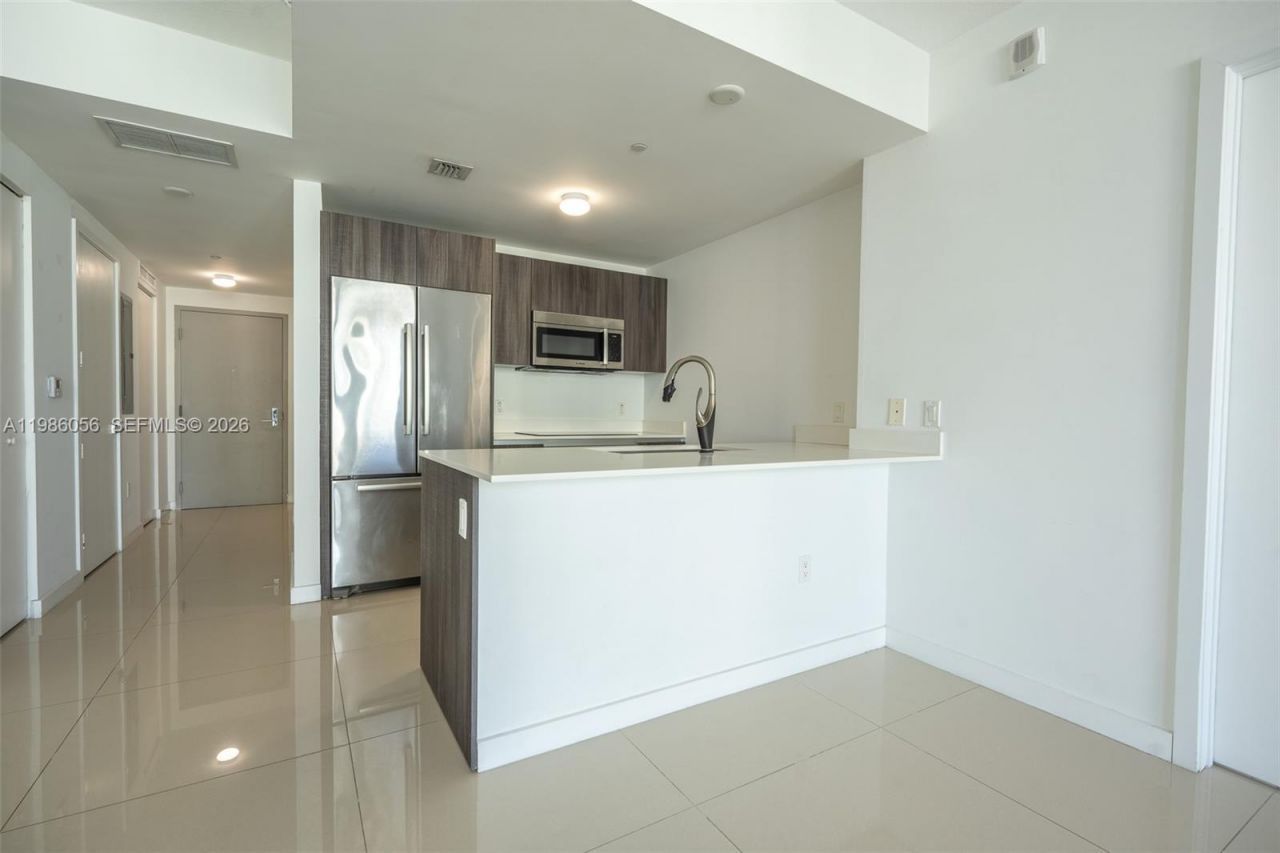 488 NE 18th St , Unit 4605, Miami, FL 33132 Photo