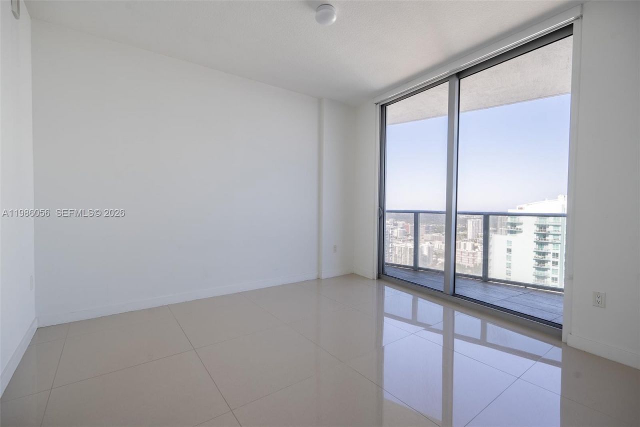 488 NE 18th St , Unit 4605, Miami, FL 33132 Photo