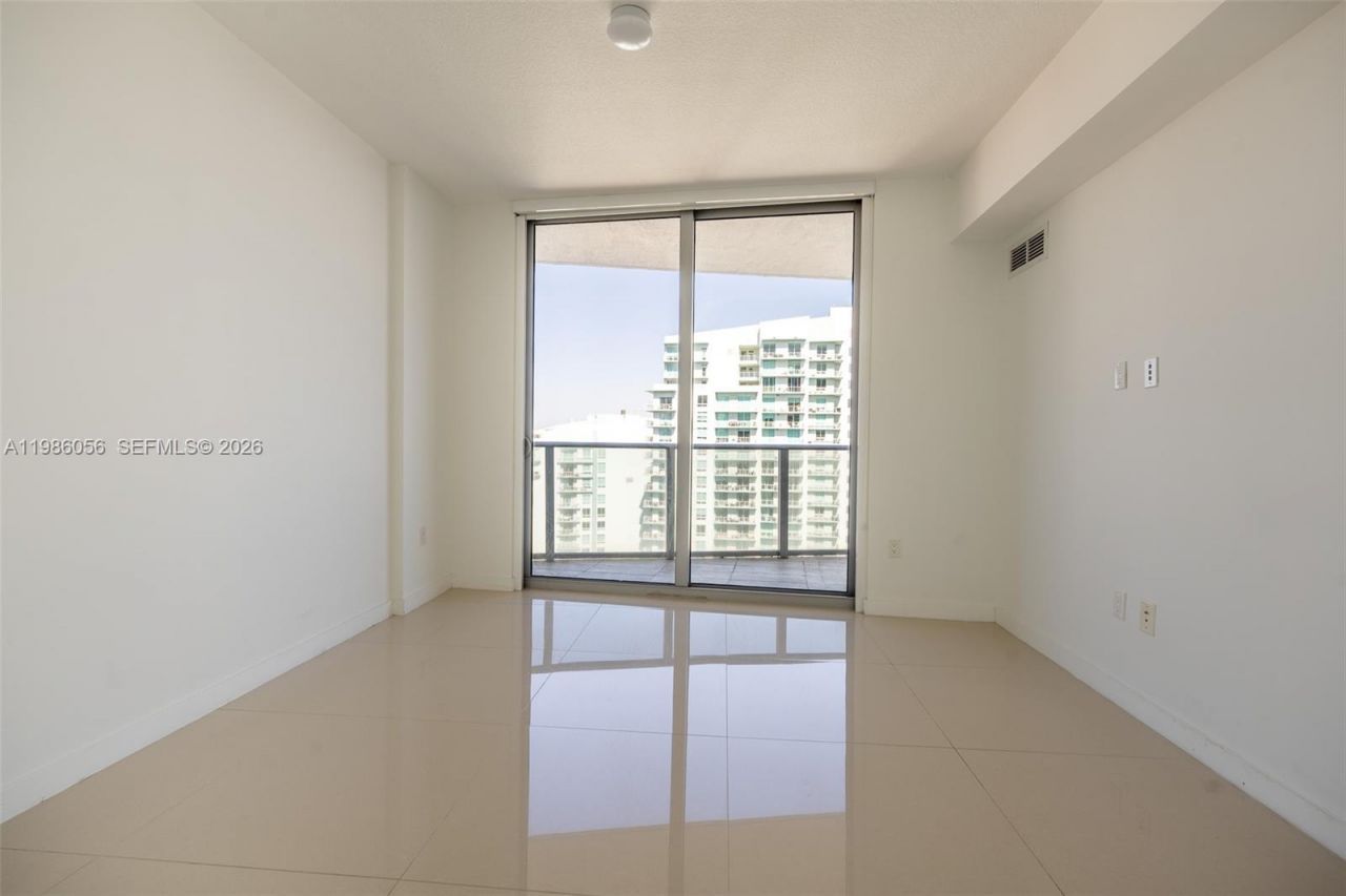 488 NE 18th St , Unit 4605, Miami, FL 33132 Photo
