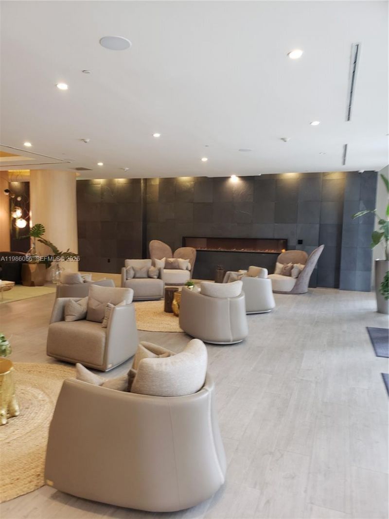 488 NE 18th St , Unit 4605, Miami, FL 33132 Photo