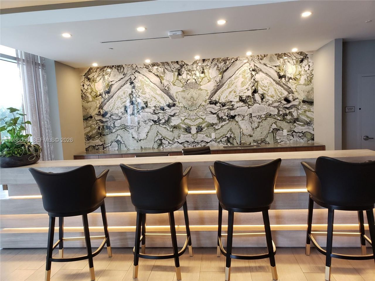 488 NE 18th St , Unit 4605, Miami, FL 33132 Photo