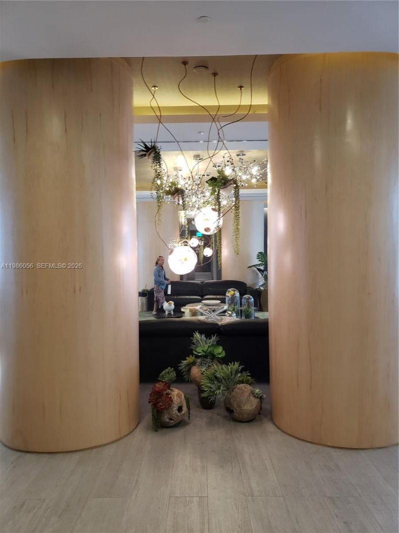 488 NE 18th St , Unit 4605, Miami, FL 33132 Photo