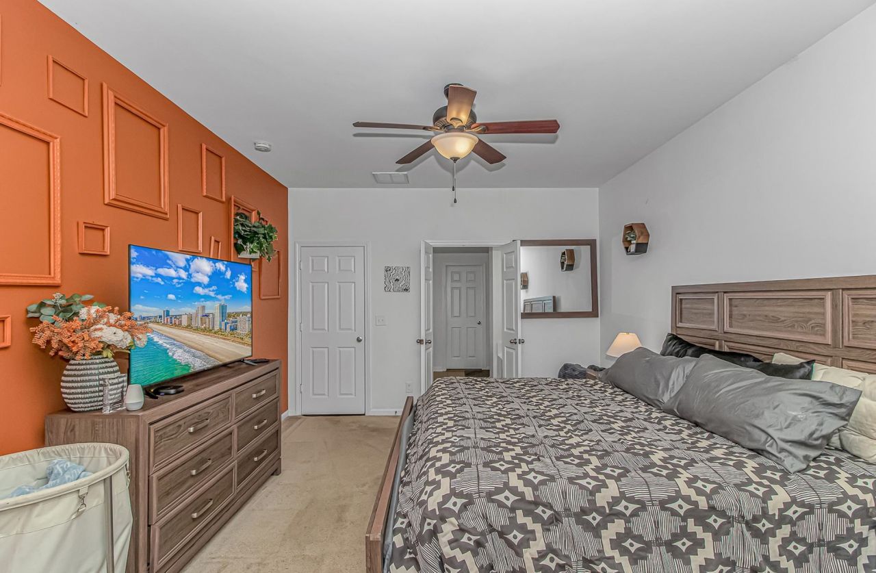 425 Tiburon Dr.  Photo 18