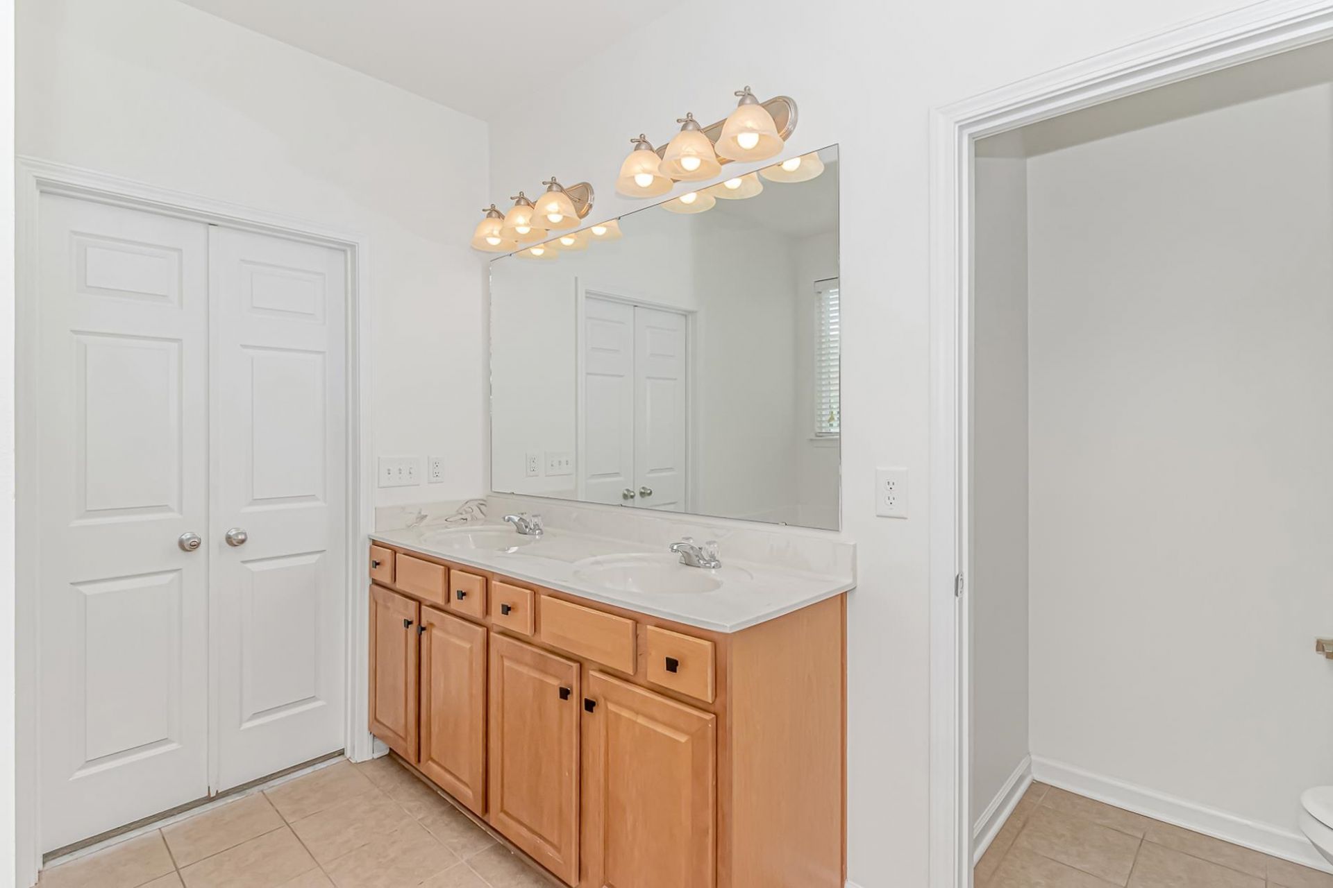 425 Tiburon Dr. Photo 20