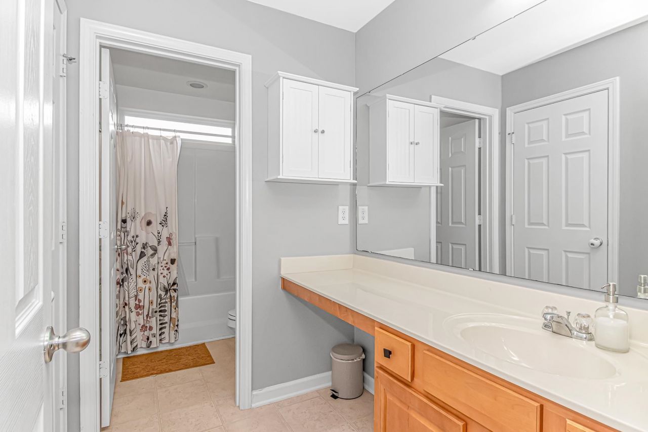 425 Tiburon Dr.  Photo 24