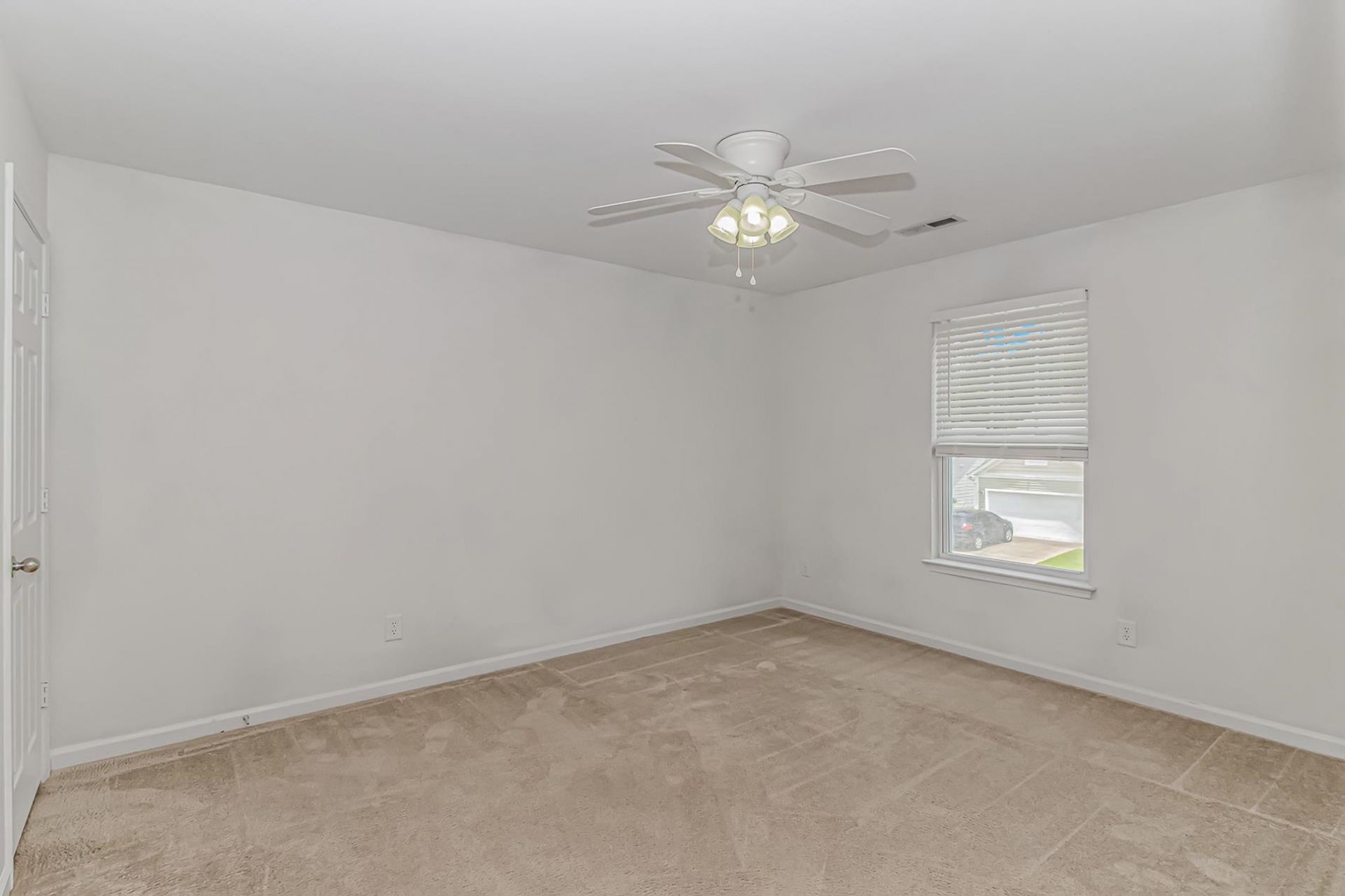 425 Tiburon Dr. Photo 27