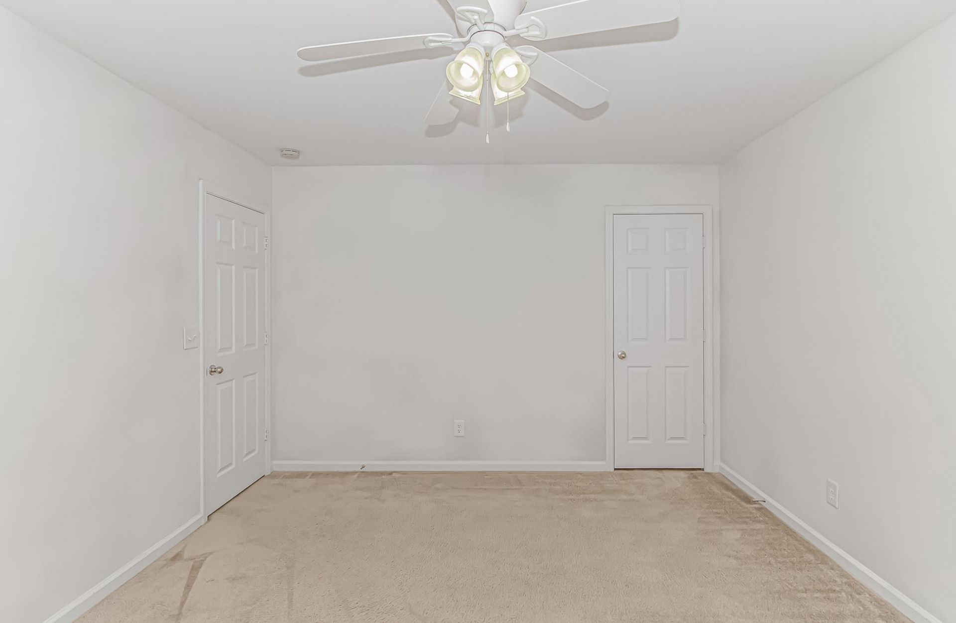 425 Tiburon Dr. Photo 28