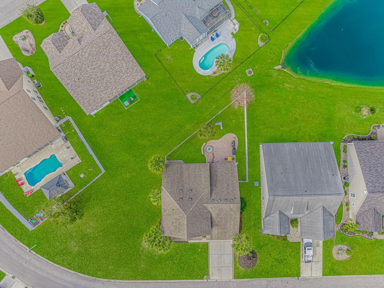 425 Tiburon Dr.  Photo 33