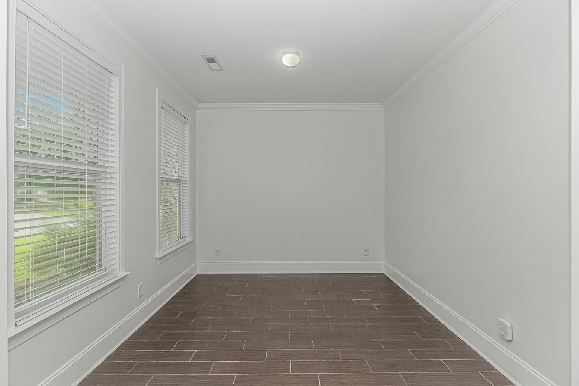 425 Tiburon Dr. Photo 6