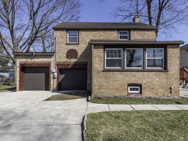 33771 N 2nd Street, Grayslake, IL 60030