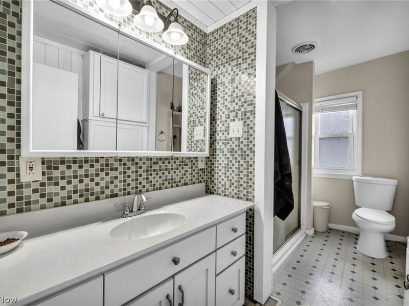 4725 Wichita Avenue, Cleveland, OH 44144 Photo 29