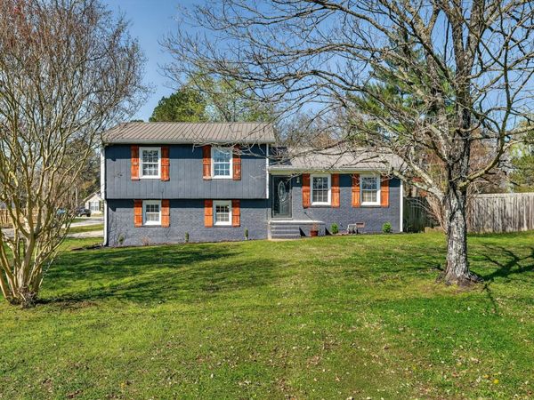 105 Simmons Cir , Fayetteville, TN 37334