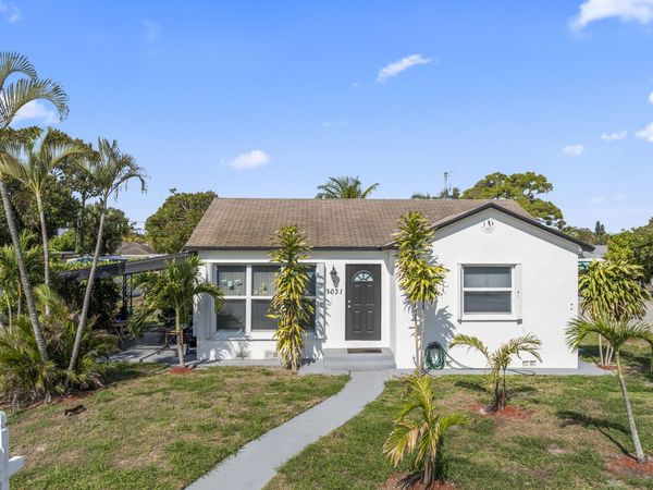 1031 N E Street, Unit 1-4, Lake Worth Beach, FL 33460