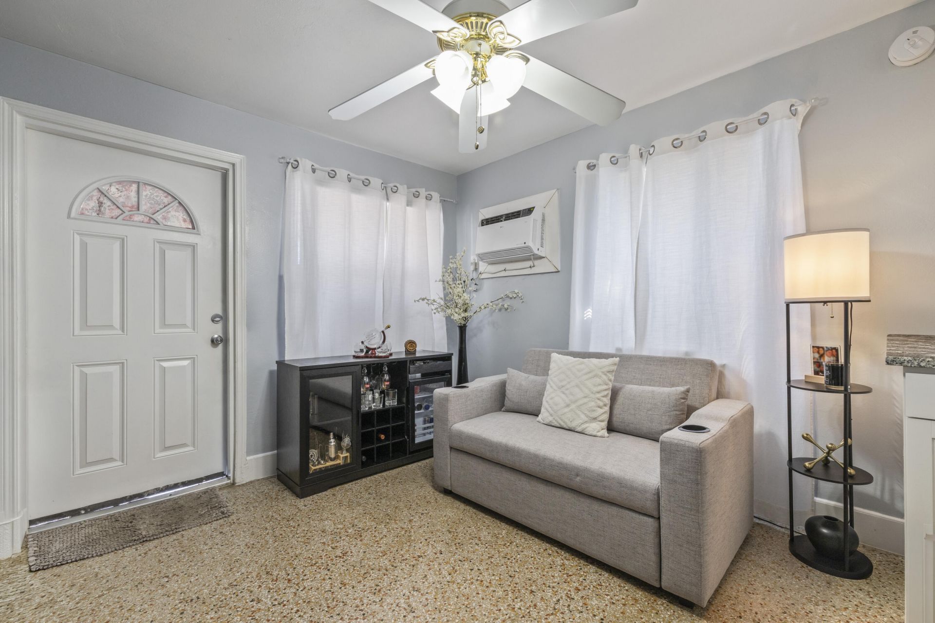 1031 N E Street, Unit 1-4, Lake Worth Beach, FL 33460 Photo