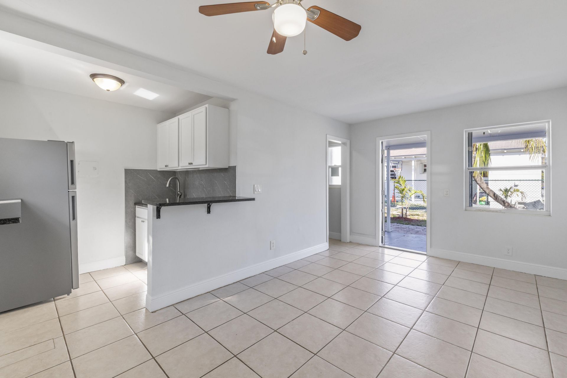 1031 N E Street, Unit 1-4, Lake Worth Beach, FL 33460 Photo